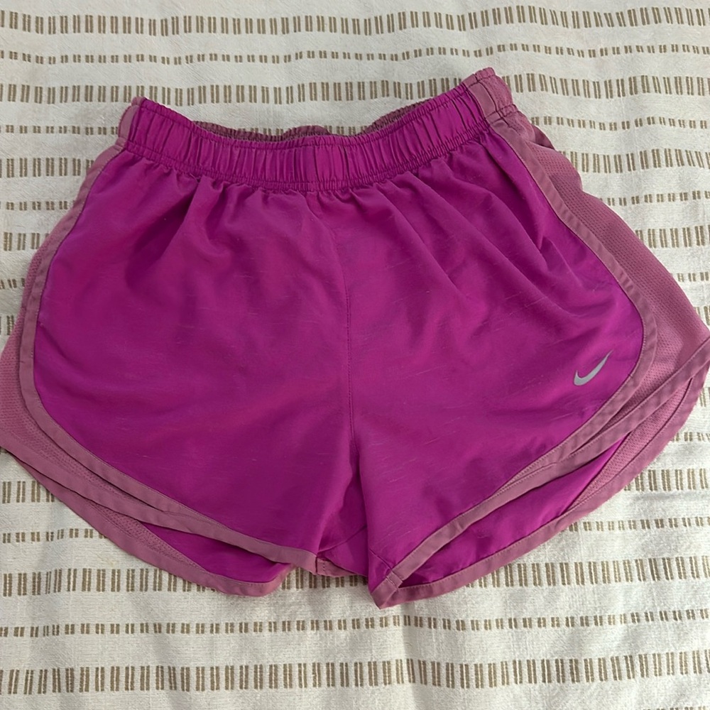 Size small pink Nike shorts